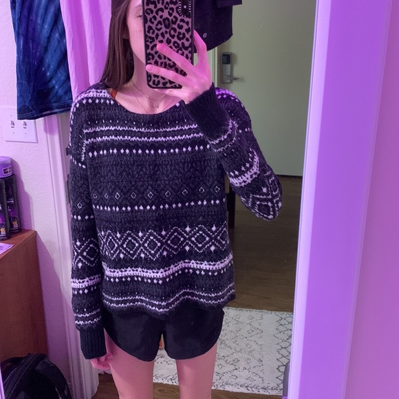 American Eagle Sweater - Picture 1 of 5